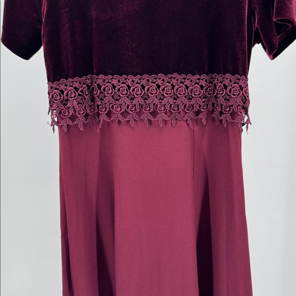 Elegant Burgundy velvet top lace detail 90s vintage tie back Dress 7 Y2K holiday - Picture 9 of 15